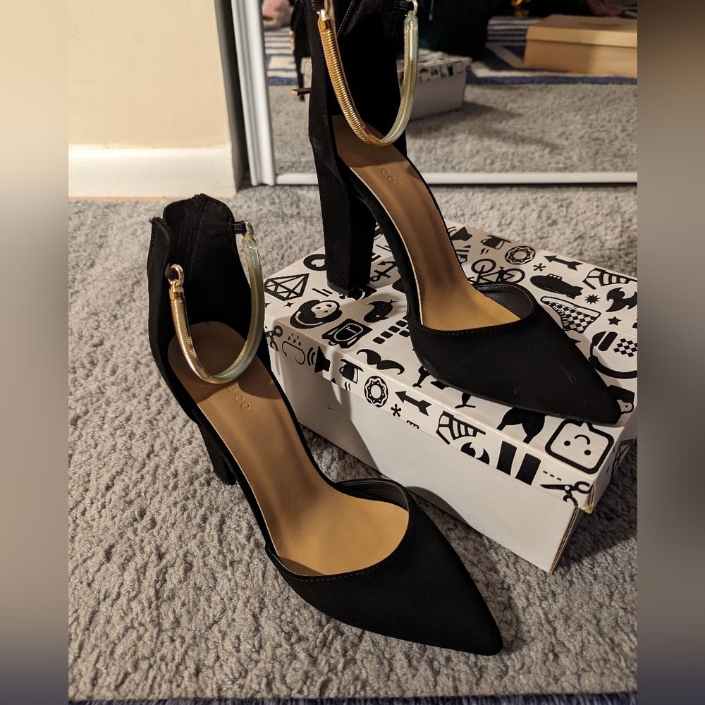 Black heels